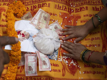 sociedad/sociedad-medio-ambiente/20260928/dos-muertos-14-desaparecidos-avalancha-montana-nepal_463453