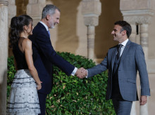 espana/20260929/recepcion-oficial-ssmm-reyes-presidente-frances-emmanuel-macron-directo_463844