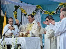 espana/andalucia/malaga/20260929/cura-fuengirola-llama-invasores-migrantes-pide-elecciones-desde-altar_463870