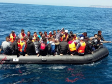 espana/andalucia/cadiz/20260929/goteo-migratorio-no-cesa-estrecho-vuelve-llenarse-pateras-invasion-ceuta_463866