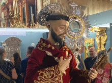 espana/la-voz-de-cordoba/religion-y-cofradias/20260929/imagen-san-francisco-sale-este-sabado-calles-cordoba-forma-extraordinaria_463887