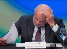 internacional/20261001/lula-acobarda-renuncia-participar-debate-flavio-bolsonaro-otros-tres-candidatos_464787