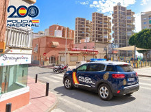 espana/andalucia/20260929/inmigrante-26-anos-ataca-espalda-anciano-71-palo-robarle-almeria_464002
