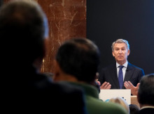 espana/20260929/feijoo-recuerda-caso-olga-publicado-debate-desahuciada-suicido-nadie-acampo-ella_464069