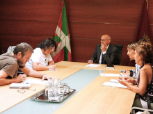 espana/castilla-y-leon/20260930/nacionalismo-vasco-pisa-acelerador-intentar-anexionarse-territorio-castellano-consulta_464140