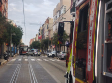 espana/comunidad-valenciana/20260930/rescate-agonico-balcon-persona-atrapada-balcon-incendio-casa-valencia_464340