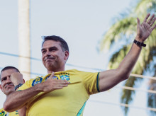 internacional/20261009/bolsonaro-saca-ventaja-lula-balotaje-logra-apoyo-tres-partidos-claves-enbrasil_467904