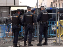 espana/20261002/policia-acordona-congreso-ante-riesgo-acampados-sol-rodeen-camara_465248