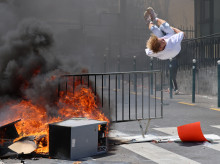 internacional/20261002/casi-2000-detenidos-400-institutos-cerrados-violentas-protestas-estudiantiles-francia_465480