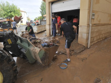 espana/castilla-la-mancha/20261003/servicios-emergencia-vecinos-trabajan-descanso-madrigueras-noche-critica_465781