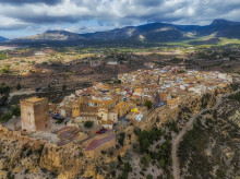 estilo-vida/viajar/20261010/10-pueblos-medievales-bonitos-levante-espanol_467237
