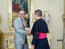 sociedad/20261008/andorra-ultima-ley-dejar-castigar-mujeres-aborten-seguira-castigando-medicos_467649