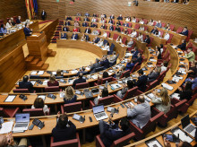 espana/comunidad-valenciana/20261009/encuesta-electoral-situa-pp-llorca-escanos-mazon-primera-vez-desde-dana_467901