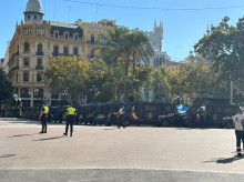 espana/comunidad-valenciana/20261009/descomunal-despliegue-policial-1700-efectivos-blinda-valencia-ante-acampada-vivienda_467914