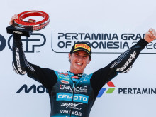 deportes/motociclismo/20261011/maximo-quiles-conquista-mundial-moto3-exhibicion-indonesia_468490