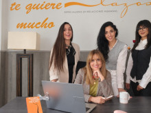 gente/20261012/agencias-matrimoniales-vuelven-estar-moda-coruna-ante-desencanto-apps-ligar_468788
