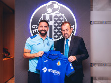 deportes/futbol/la-liga/20261013/carvajal-recibe-visto-bueno-laliga-firma-getafe-hasta-final-temporada_468929