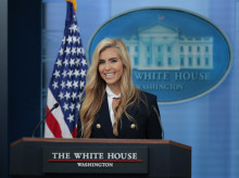 internacional/20261014/asi-katie-zacharia-nueva-portavoz-trump-casa-blanca_469198