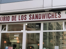 espana/galicia/20261015/fenomeno-imparable-sandwiches-famosos-coruna-55-anos-historia-conquistan-inditex_469517