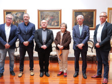 espana/galicia/20261014/arzobispado-santiago-estudia-transformar-parte-800-casas-rectorales-viviendas-sociales_469581