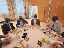 espana/la-voz-de-cordoba/economia/20261014/desayuno-ciegas-promover-inclusion-laboral-entre-empresarios-cordoba_469630