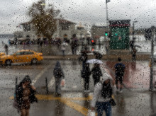 sociedad/sociedad-medio-ambiente/20261015/mueren-dos-personas-causa-lluvias-torrenciales-estambul-turquia_469870