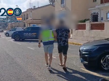 espana/comunidad-valenciana/20261016/cazan-ladron-reincidente-robar-dinero-caja-donativos-mezquita-alicante_470282