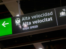 economia/20261017/cortada-alta-velocidad-entre-barcelona-figueres-girona-falta-tension-catenaria_470678