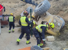 espana/comunidad-valenciana/20261017/muere-hombre-67-anos-atrapado-volcar-retroexcavadora-planta-hormigon-castalla_470742