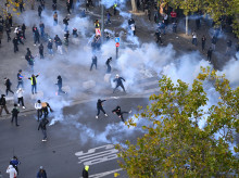 internacional/20261017/imagenes-caos-destrozos-paris-nueva-jornada-protestas-francia_470792