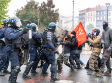 internacional/20261018/ascienden-2000-detenidos-protestas-francia-600-policias-heridos_470960