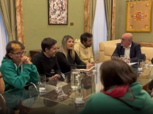 espana/madrid/20261021/delegado-reune-autores-escrache-ayuso-mientras-criminaliza-policias-cargo_471987
