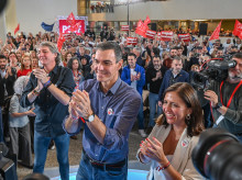 espana/castilla-y-leon/20261021/sanchez-responde-milei-orgullo-zurdo-senala-feijoo-abascal-como-misma-pena-motosierra_472362