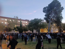 espana/20261022/cargas-policiales-lanzamiento-objetos-protesta-radicales-contra-vito-quiles-zaragoza_472851