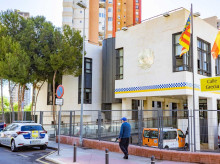 espana/comunidad-valenciana/20261024/dia-eres-todavia-feo-dos-policias-enfrentan-dos-anos-carcel-humillar-transexual_473441