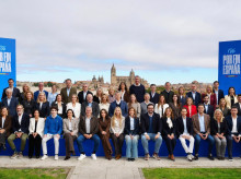 espana/castilla-y-leon/20261025/pp-presume-unidad-foto-familia-numeros-1-partido-elecciones-29n_473584