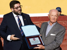 espana/castilla-y-leon/20261026/muere-torero-andres-hernando-chocar-coche-contra-autobus-avila_474132