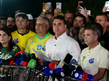 internacional/20261027/partido-flavio-bolsonaro-reconoce-victoria-electoral-lula-da-silva-acusaciones-fraude_474148