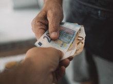 economia/20261027/efectivo-mantiene-mientras-cae-tarjetas_474267