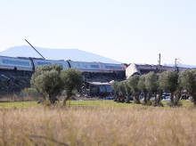 espana/castilla-la-mancha/20261028/nunez-hace-llamamiento-union-dar-respuesta-momento-dramatico-colision-trenes-toledo_474805
