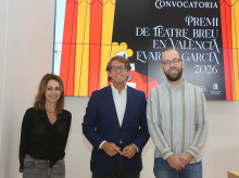 espana/comunidad-valenciana/20261028/david-sanchez-pacheco-gana-premi-teatre-breu-valencia-evarist-garcia-coses-passen_474831