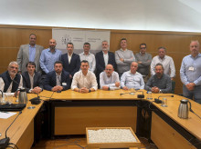 espana/20261028/policias-guardias-civiles-suspenden-protestas-laborales-grave-accidente-tren_474838