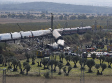 espana/20261028/vox-suma-minuto-silencio-concentracion-convocada-esta-tarde-cibeles-tragedia-toledo_474975