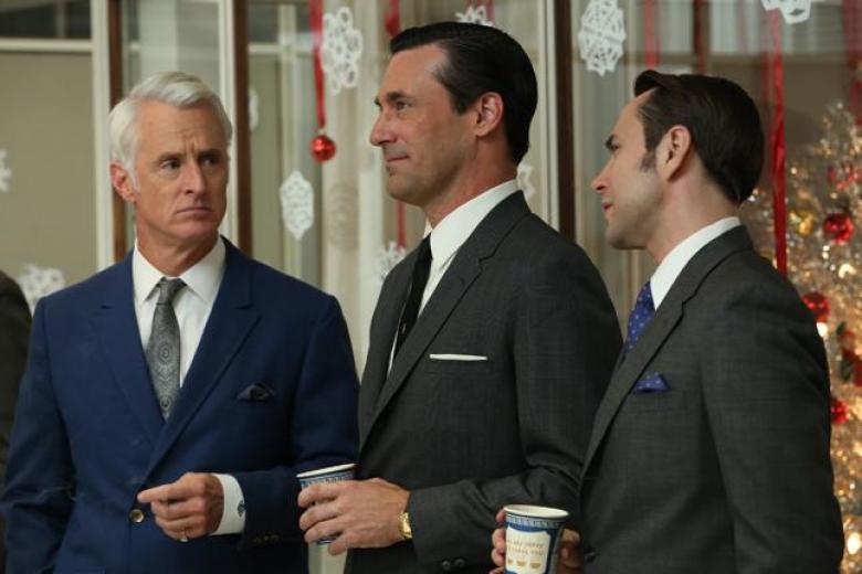 Si pensamos en los personajes de las series que más necesitan un café por la mañana, uno de los nombres que nos viene a la cabeza es el de Don Draper. Con lo largas que eran las noches para el personaje brillantemente compuesto por Jon Hamm (y no solo por el trabajo) estaba claro que lo necesitaba