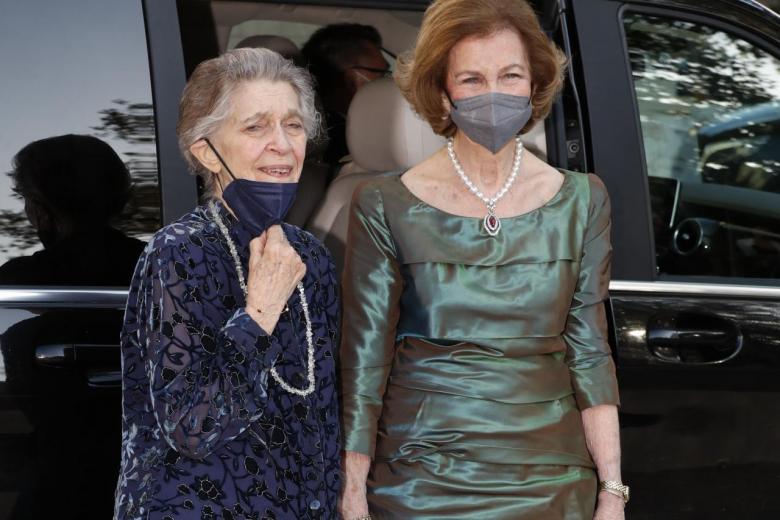 La Reina Sofía a su llegada a la boda de los Príncipes de Grecia 2021