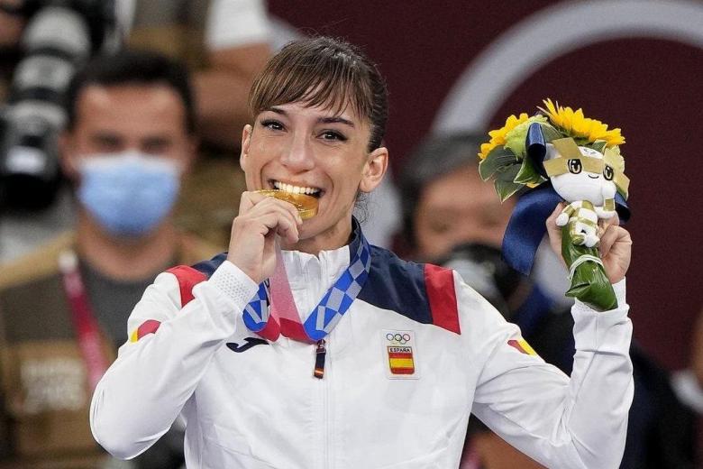 Sandra Sánchez reúne en una misma temporada los títulos europeo, olímpico y mundial