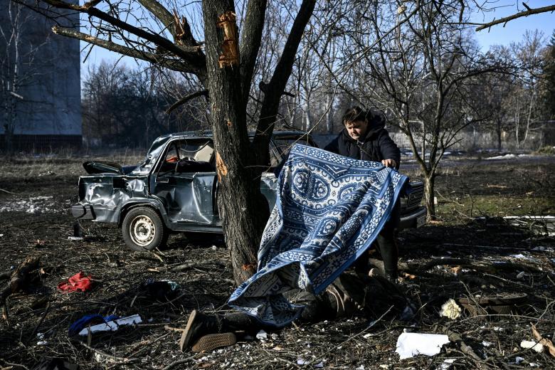 Los bombardeos rusos han provocado las primeras víctimas en la ciudad ucraniana de Chuguev