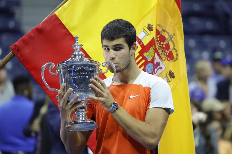 Carlos Alcaraz entra en el olimpo del tenis: gana el US Open, su primer Grand Slam