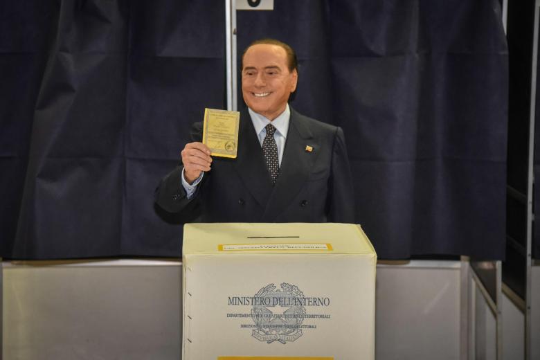 Berlusconi votación