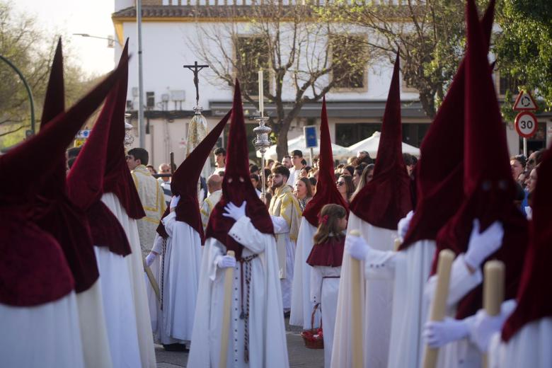 Salida procesional de la Archicofradía De la Vera Cruz